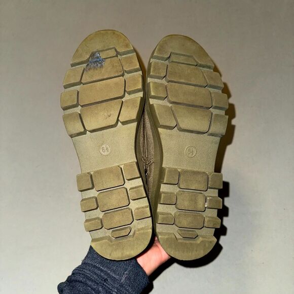 Universal Thread Teagan Women's US 6.5 Bootie Olive Lace-Up Casual Ankle Boots - Picture 6 of 7